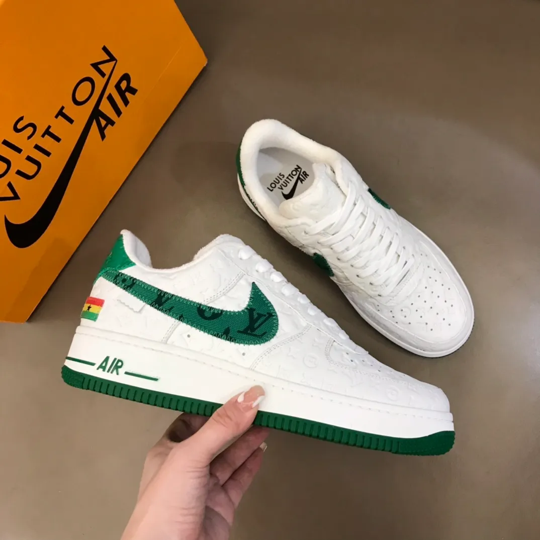 Men's shoes 💰p420 "*OUIS *UITTO*" x OFF-WHITE x Nike tripartite collaboration! Trendy and cool men's casual sports shoes with unrivaled color matching. The design idea basically continues the style of THE TEN. The Swoosh line and tongue label have a very familiar visual effect and are both fashionable and trendy! A must-have for fashionistas! The effect on your feet is absolutely stunning! (The original drawer packaging accessories are complete) Code number 38-45